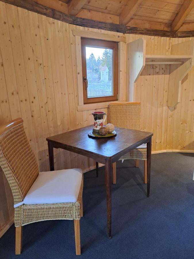 Holzjurten By Julka - Self Checkin Villa Finkenstein am Faaker See Bagian luar foto